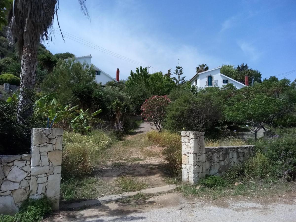 Sirens Kalami * Kalami (Crete)
