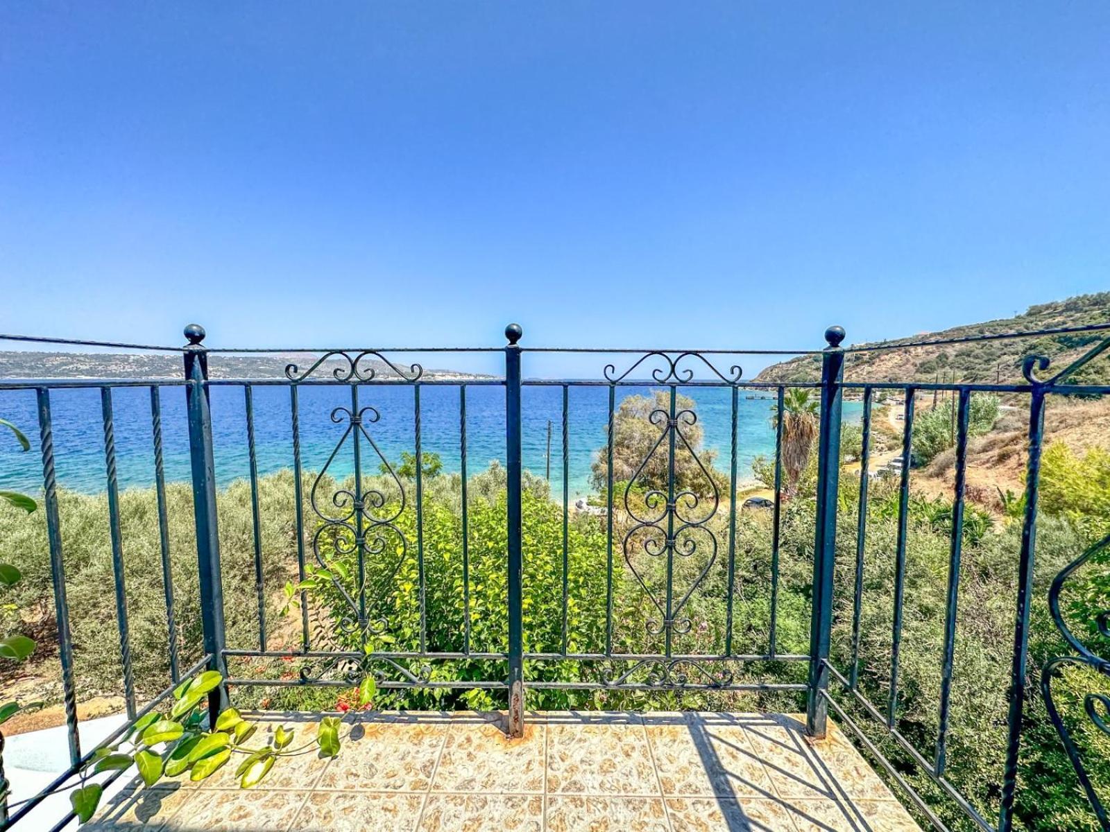 Sirens Kalami * Kalami (Crete)